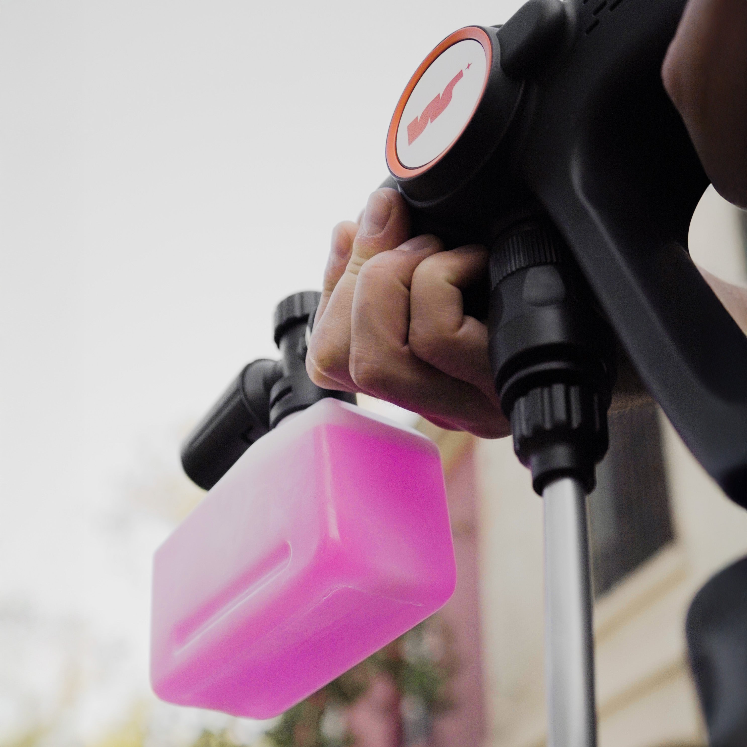Hidrolavadora Inalámbrica Portátil a Batería - Lavadora a Presión para Auto y Moto 6